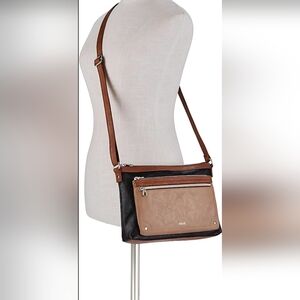 Relic Colorblock Crossbody Bag – Black & Tan